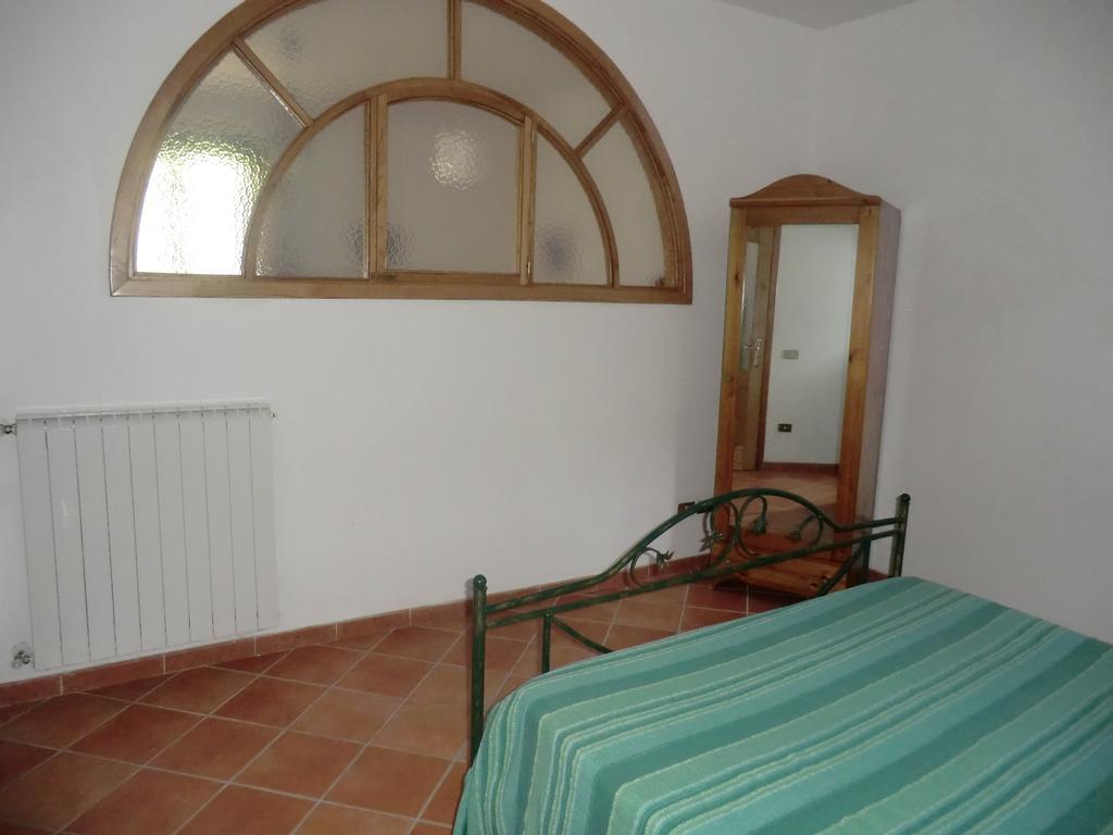 Agriturismo Mare E Monti Трамонти Стая снимка