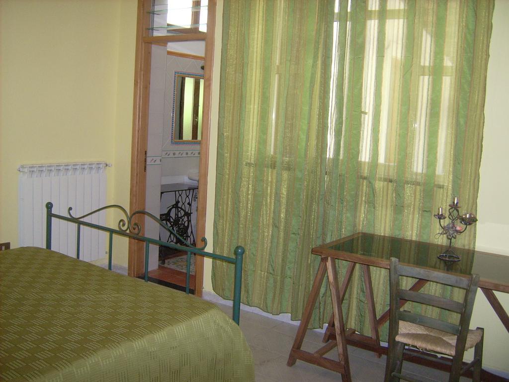 Agriturismo Mare E Monti Guest House Трамонти Стая снимка